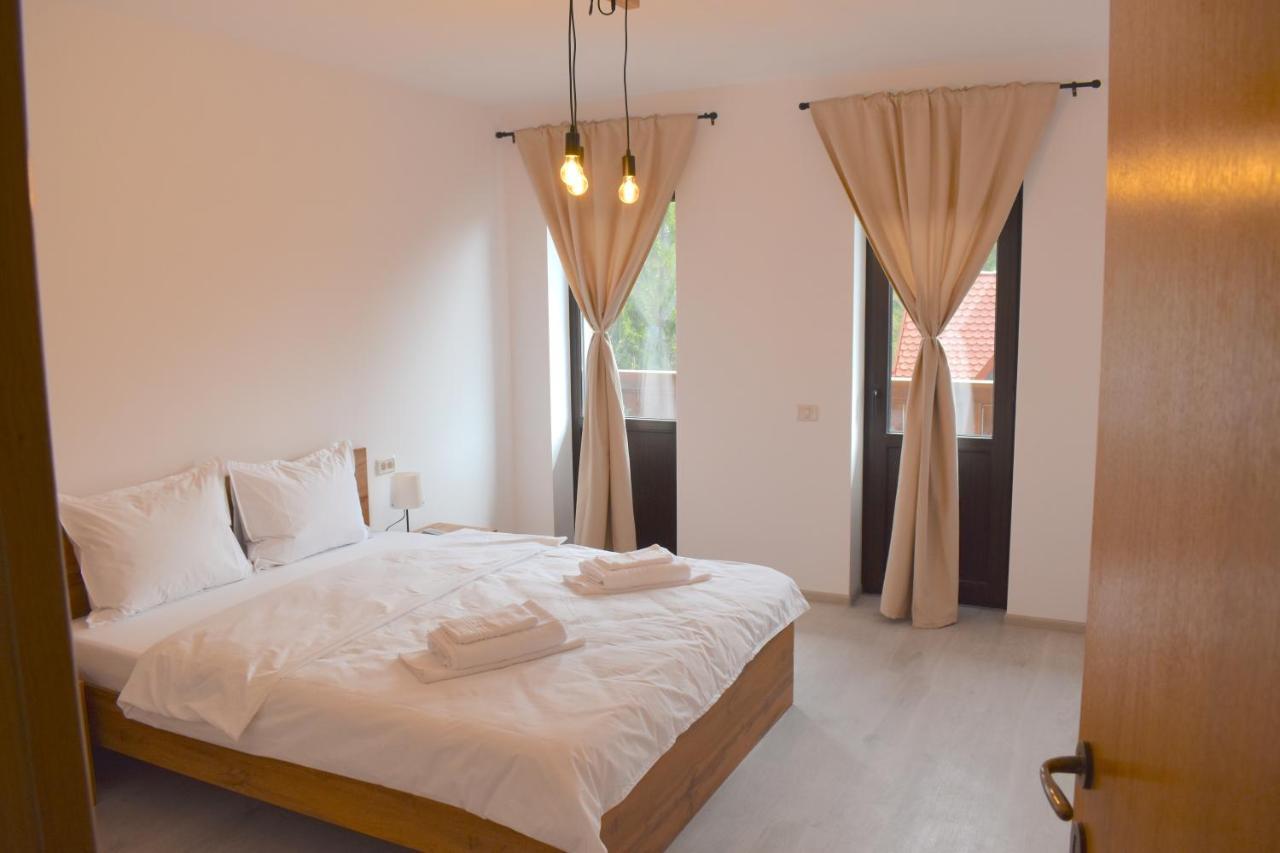 Cosy&Minimalistic Apartments - Haret Building Sinaia Exterior photo